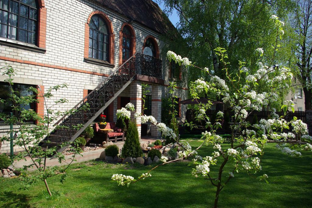 Salsa Hotel Ventspils Bagian luar foto